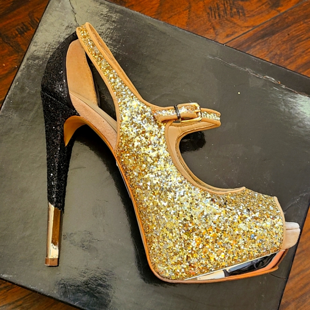 Boutique 9 heels glitter